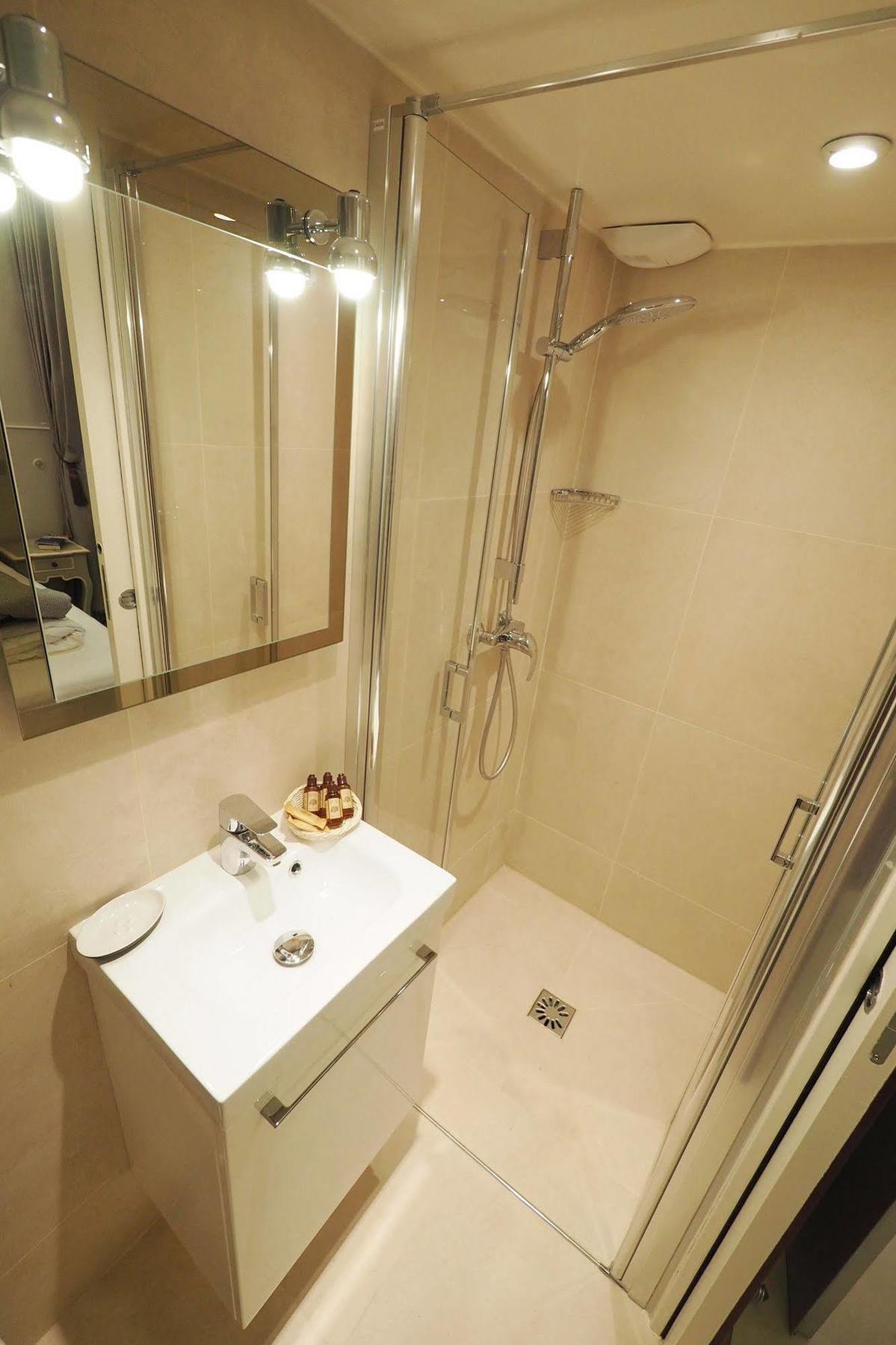 Palais Royal Chicsuites Paris Exterior foto